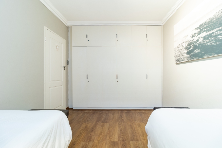 2 Bedroom Property for Sale in Mouille Point Western Cape
